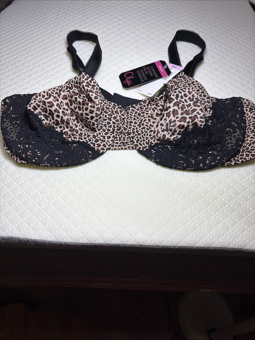 Olga Leopard Print Underwire Bra with Black Lace Trim - Picture 1 of 15